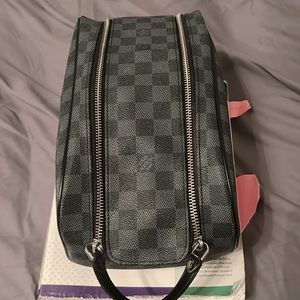 Men’s Louis Vuitton Dopp Bag (toiletry bag)